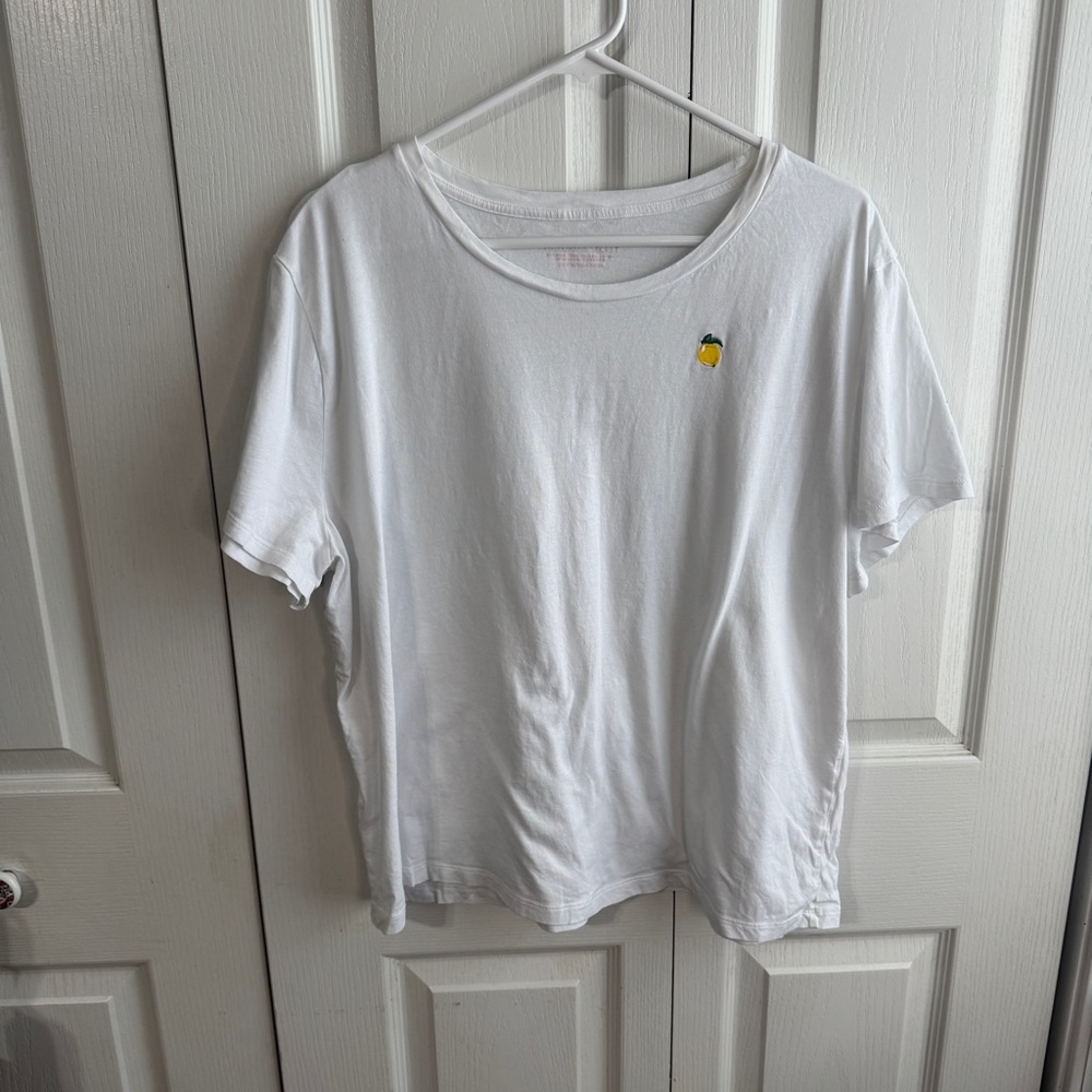Victorias Secret embroidered lemon short sleeve tee‎ size XXL